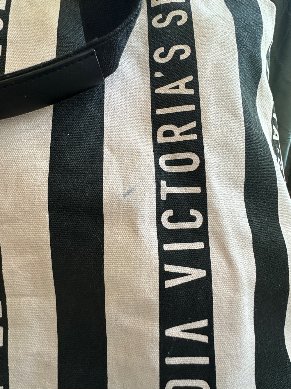 Victoria's Secret Pink and Black Striped Tote with Detachable Strap . EUC - Picture 7 of 16